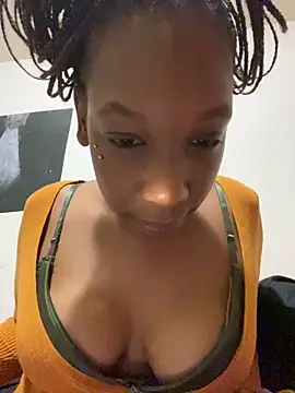 Snapshot of MsSapPhire500 chatting on 01/25/25, 04:45 MsSapPhire500 online show from 01/25/25, 04:45