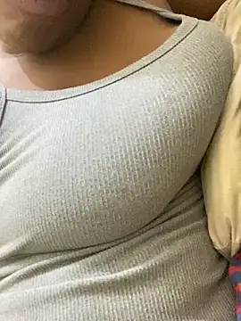 Snapshot of MsSapPhire500 chatting on 02/01/25, 02:47 MsSapPhire500 online show from 02/01/25, 02:47