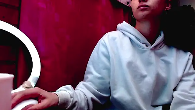 holy juli online show from 02/07/26, 04:05