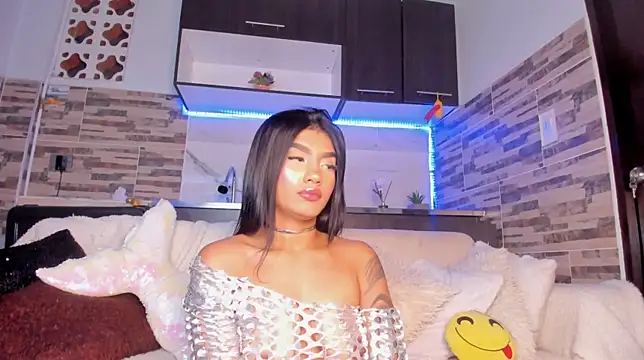 Snapshot of Anastasia2023 chatting on 12/06/24, 05:42 Anastasia2023 online show from 12/06/24, 05:42