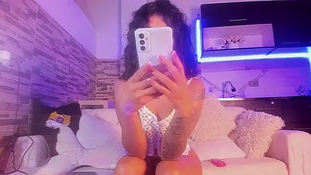 Snapshot of Anastasia2023 chatting on 03/02/25, 03:13 Anastasia2023 online show from 03/02/25, 03:13