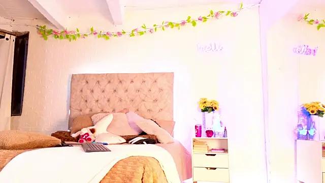 Snapshot of Anastasia2023 chatting on 10/13/25, 08:58 Anastasia2023 online show from 10/13/25, 08:58