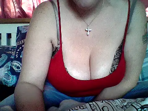 Snapshot of sexylady1983 chatting on 01/14/25, 11:20 sexylady1983 online show from 01/14/25, 11:20