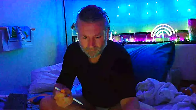 Snapshot of onlym4m chatting on 12/20/24, 01:47 onlym4m online show from 12/20/24, 01:47