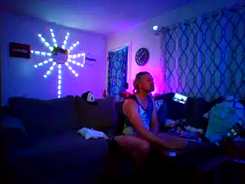 Snapshot of onlym4m chatting on 02/26/25, 06:15 onlym4m online show from 02/26/25, 06:15