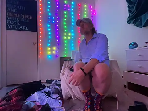 Snapshot of onlym4m chatting on 03/10/25, 02:39 onlym4m online show from 03/10/25, 02:39