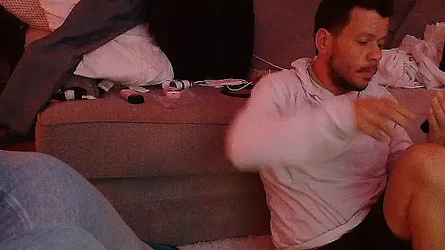 Snapshot of onlym4m chatting on 09/16/25, 01:06 onlym4m online show from 09/16/25, 01:06