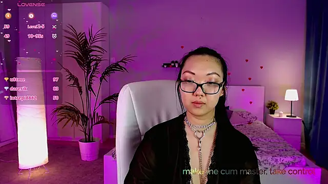 Snapshot of Marine_Vact chatting on 02/19/25, 11:36 Marine Vact online show from 02/19/25, 11:36