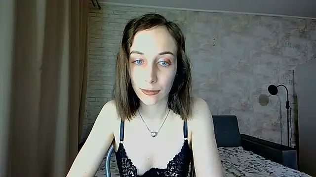 Snapshot of Anika_bloom chatting on 06/28/26, 11:55 Anika bloom online show from 06/28/26, 11:55