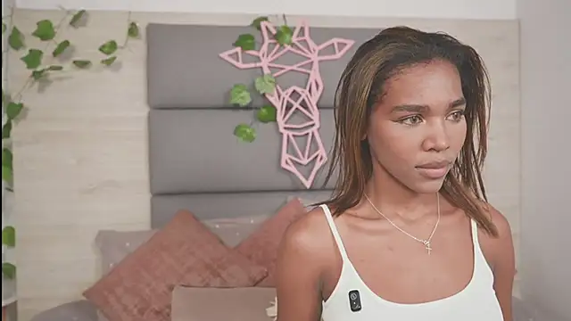 Snapshot of Lily_Miiller chatting on 11/20/25, 09:36 Lily Miiller online show from 11/20/25, 09:36