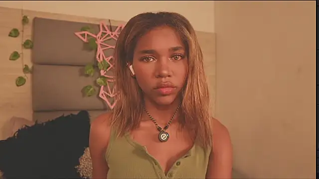 Lily Miiller online show from 01/31/26, 09:46