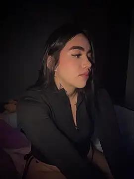 Nickiiiii online show from 10/09/25, 03:04