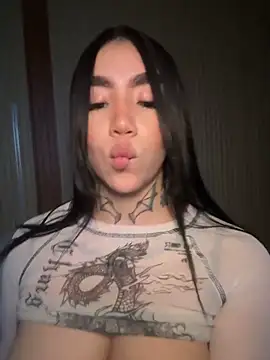 Nickiiiii online show from 02/03/26, 06:40