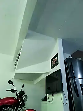 Snapshot of King_russo chatting on 02/14/25, 08:26 King russo online show from 02/14/25, 08:26