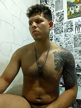 Snapshot of King_russo chatting on 02/19/25, 06:44 King russo online show from 02/19/25, 06:44