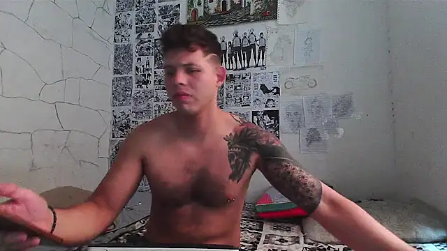 Snapshot of King_russo chatting on 03/04/25, 07:32 King russo online show from 03/04/25, 07:32