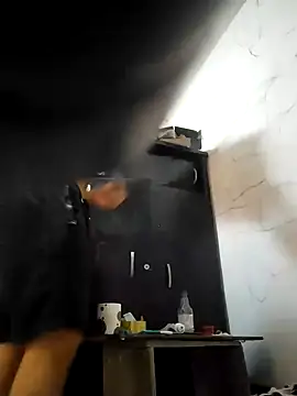 Snapshot of King_russo chatting on 03/17/25, 07:58 King russo online show from 03/17/25, 07:58