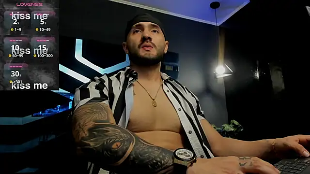 JeanColleman online show from 11/23/25, 03:34