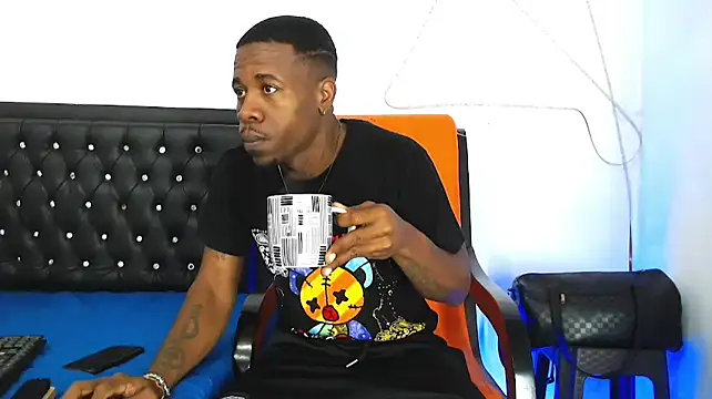 Damian hart 24CM online show from 10/05/25, 10:35