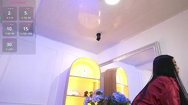 elasummer online show from 10/13/25, 01:22