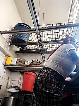 EMILY ROUSSE71 online show from 09/10/25, 09:15