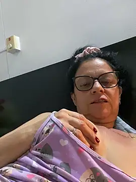 Sharongirl07 online show from 12/17/25, 06:52