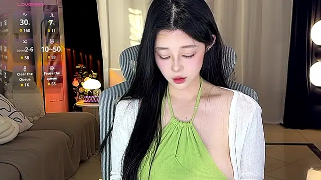 Snapshot of sweateanv_ chatting on 12/29/24, 07:50 sweateanv online show from 12/29/24, 07:50