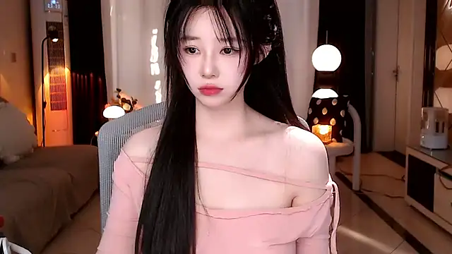 Snapshot of sweateanv_ chatting on 01/11/25, 08:00 sweateanv online show from 01/11/25, 08:00