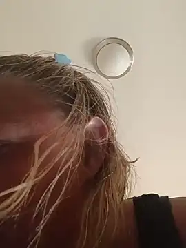 Playmate86 online show from 06/10/26, 11:03