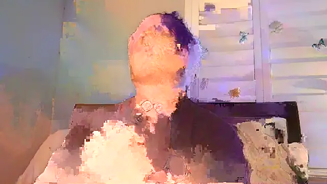 Snapshot of cloudyspun chatting on 02/18/26, 03:35 cloudyspun online show from 02/18/26, 03:35