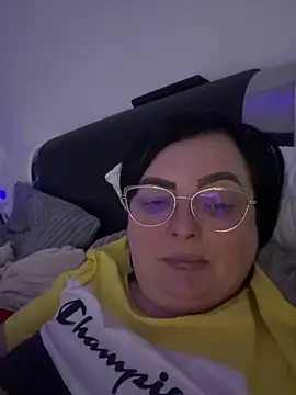 Amandamuller1982 online show from 02/05/25, 04:59