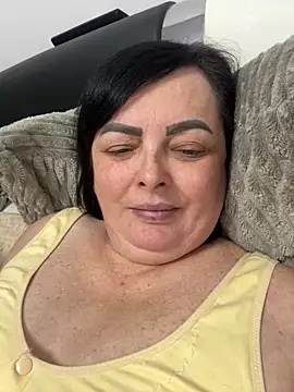 Amandamuller1982 online show from 02/09/25, 06:47