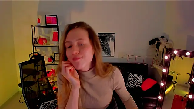 Snapshot of Sharon_Evansi chatting on 03/20/25, 02:42 Sharon Evansi online show from 03/20/25, 02:42