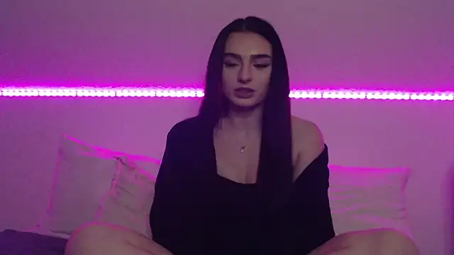 AdelinaAlia online show from 02/17/25, 07:31