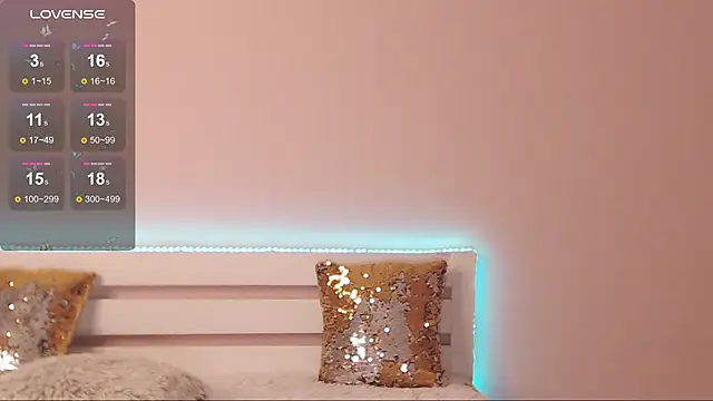 AureliaNoir  online show from 12/19/24, 08:13