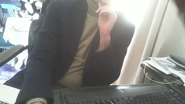 shyfrenchcock1 online show from 03/24/26, 01:27