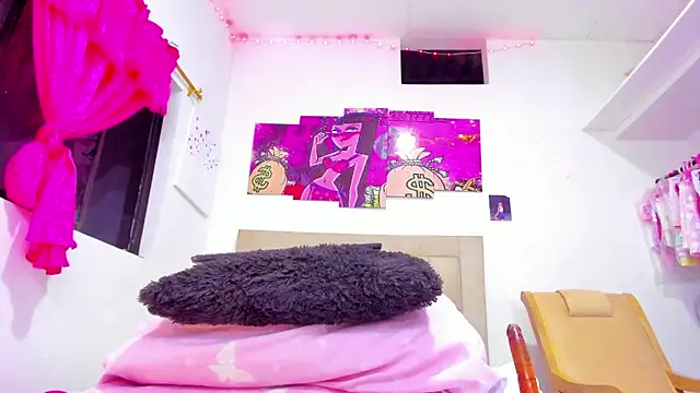 Snapshot of Miranda-brow chatting on 02/08/25, 02:26 Miranda-brow online show from 02/08/25, 02:26