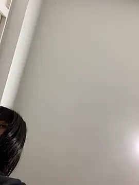 bonnie 18x online show from 02/13/25, 12:32