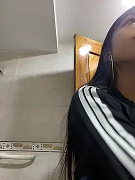 bonnie 18x online show from 02/18/25, 01:11