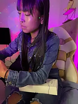 bonnie 18x online show from 02/20/25, 02:40