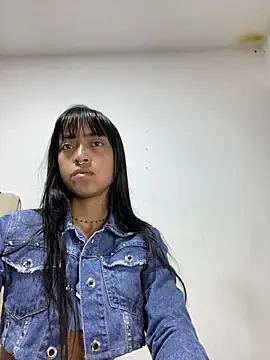 bonnie 18x online show from 02/25/25, 02:36