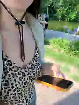 M1lfa online show from 12/15/24, 08:36