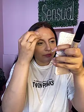 PoliBenett  online show from 02/02/25, 06:42