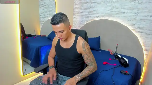 Aron Bolt online show from 01/30/25, 09:14