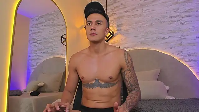 Aron Bolt online show from 02/02/26, 01:10