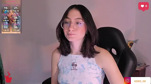 haanna thompsoon online show from 03/03/25, 08:43