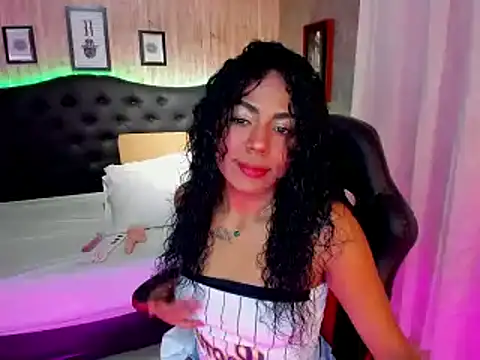 Edelaine rogers online show from 01/17/25, 07:49