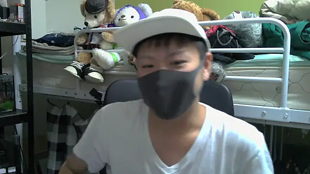 Owl1216 online show from 12/18/24, 02:28