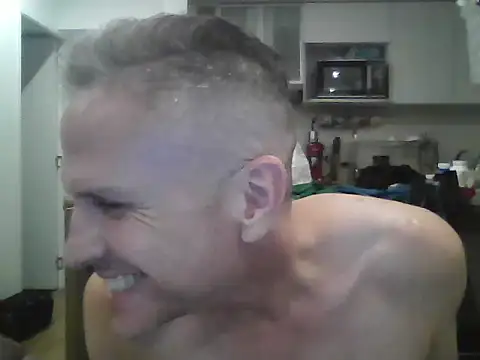 Diegoperrote682661 online show from 04/15/26, 03:24