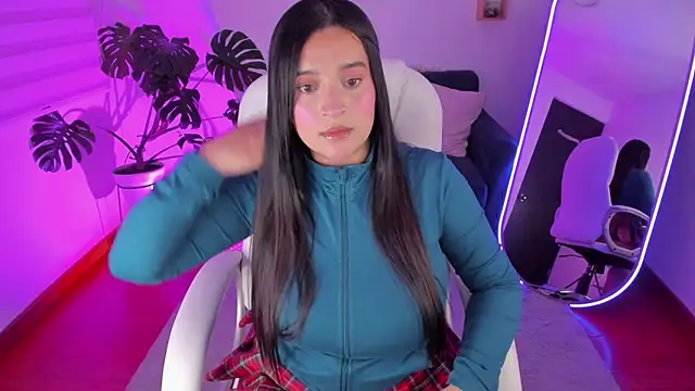 Pamela cheverry online show from 01/12/26, 04:07